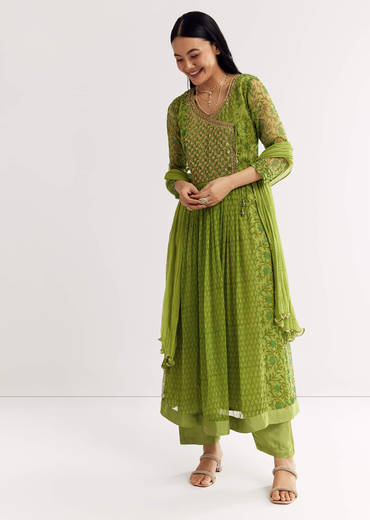 parrot-green-floral-chiffon-anarkali-kurta-set-with-dupatta-sg205445-1_6ebeb732-d274-458d-8e45-e76e3fa5d4c3.jpg