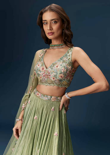 pastel-green-bridesmaid-lehenga-with-embroidered-dupatta-sg336801-4_c69282fe-7c56-4adc-bfe7-91838113a3f5.jpg