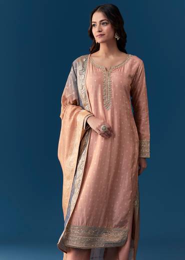 Peach Kurta Set With Zardosi And Sequins Work