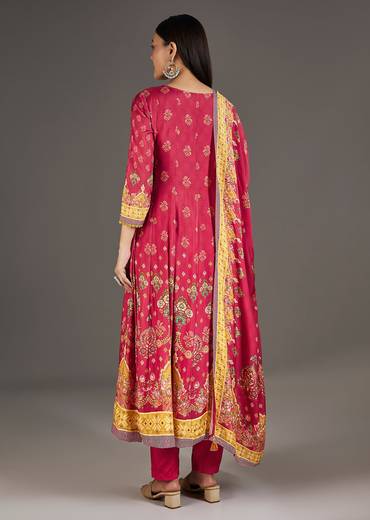 Pink Muslin Anarkali Set With Thread Work