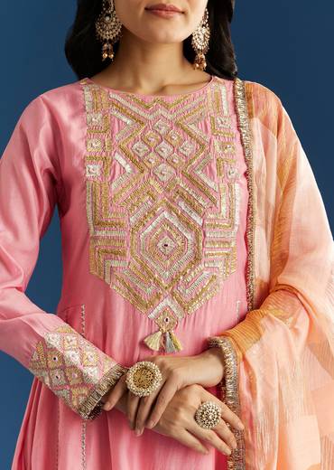 pink-muslin-gotta-work-anarkali-with-gotta-lace-pant-and-dupatta-sg305568-1_7a94ef40-aeba-4d4f-a99c-d5676a9feba3.jpg