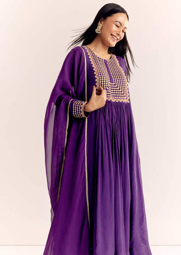 purple-zari-neckline-chinon-anarkali-suit-with-organza-dupatta-sg323206-2_49b69c80-e6a8-41d8-91b1-9d4d91e65c89.jpg