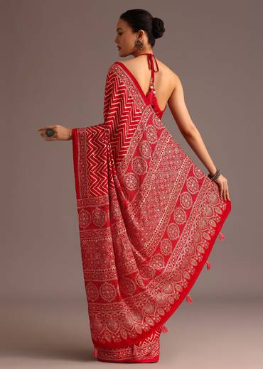 red-chevron-printed-satin-saree-sg257840_9_7d3623a3-c3fe-4671-8991-502997012c2f.jpg