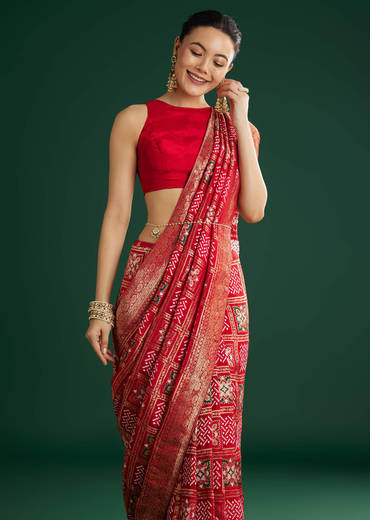 red-dola-silk-saree-with-woven-patola-sg311942-3_fe307ed5-3a6f-46fa-9151-af0b0f502c02.jpg