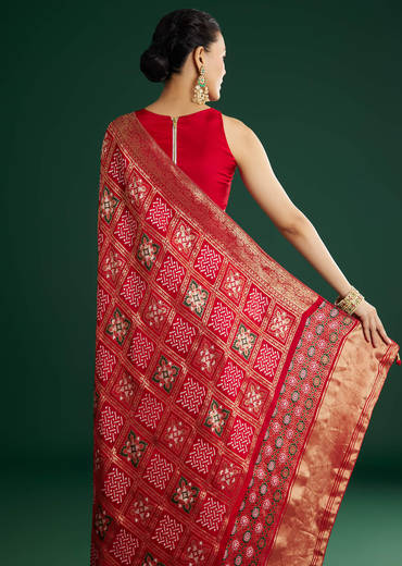 red-dola-silk-saree-with-woven-patola-sg311942-3_fe307ed5-3a6f-46fa-9151-af0b0f502c02.jpg