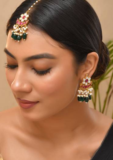 Red Kundan Floral Danglers with Maangtikka