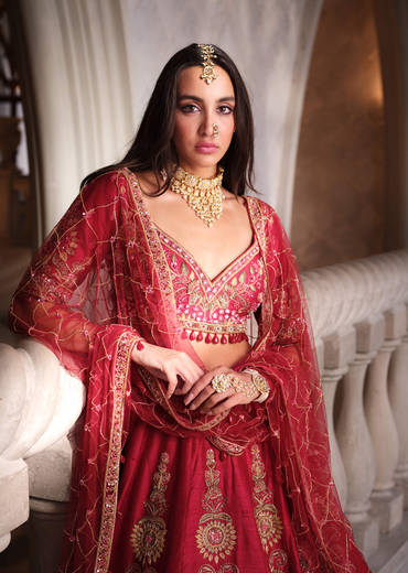 red-silk-bridal-lehenga-with-heavy-zardosi-work-and-embroidery-sg348825-1.jpg
