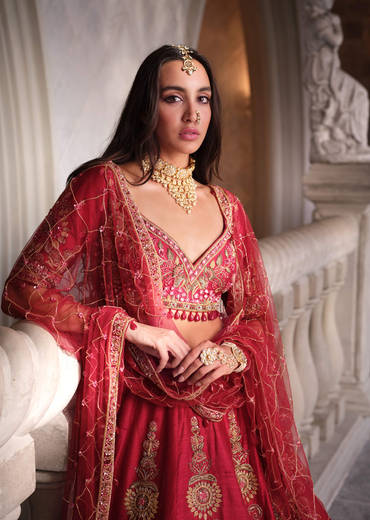 red-silk-bridal-lehenga-with-heavy-zardosi-work-and-embroidery-sg348825-1.jpg