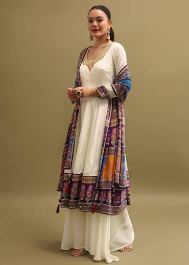 white_embroidered_crepe_kurta_suit_set-sg237942_8_b2f39162-c102-4d89-a6f6-cec20bdd8e3a.jpg