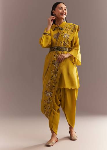 mustard-tissue-embroidered-kurta-dhoti-with-pre-draped-dupatta-and-belt-sg300321-2_ce81f09b-193a-4012-9b4e-b07994185f4a.jpg