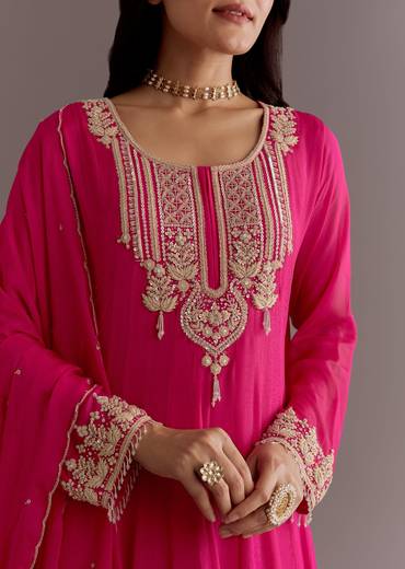 pink-chinon-thread-sequin-embroidered-anarkali-dupatta-suit-sg316007-1_03e9d2bb-ad7e-4680-9cfd-b49101ed4a74.jpg
