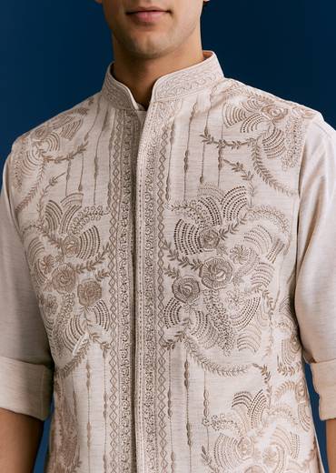 off-white-cotton-kurta-jacket-set-with-embroidery-sg320113-1_b721eb24-52a6-4bbd-a7c7-f55affb5657f.jpg