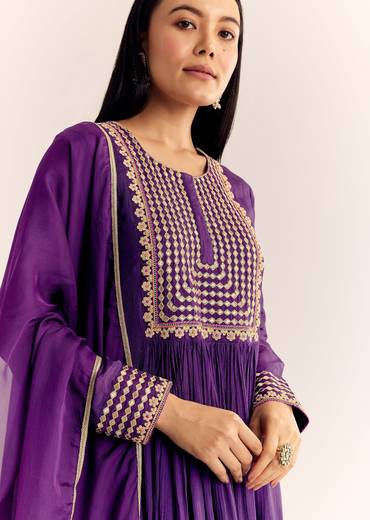 purple-zari-neckline-chinon-anarkali-suit-with-organza-dupatta-sg323206-2_49b69c80-e6a8-41d8-91b1-9d4d91e65c89.jpg