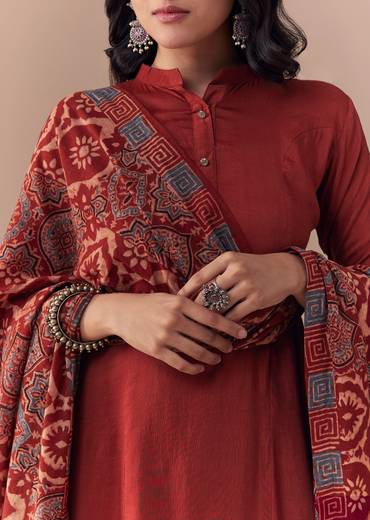 Maroon Linen Kurta Set with Handblock Ajrakh Dupatta