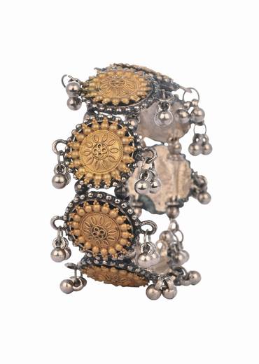 silver-and-yellow--oxidized-bangles-in-mix-metal-sg180733_3_a68dd633-aed2-469b-9229-ff1fdd6b1c83.jpg