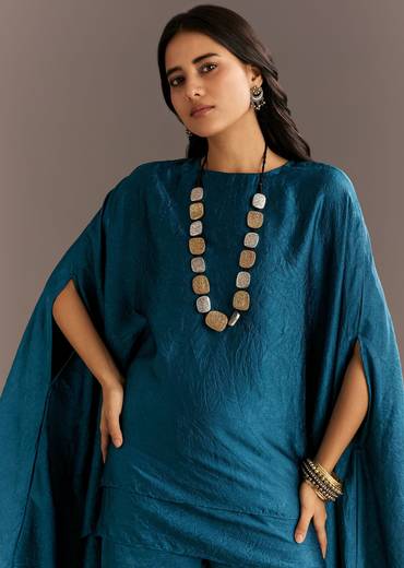 teal-blue-crush-silk-kaftaan-set-styled-with-stone-neckpiece-sg312707-1_501e83ee-3b80-47be-8c9d-0f9c2100bc7b.jpg