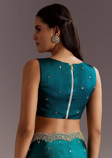 teal-green-chinon-saree-with-cutdana-and-sequins-scallop-border-sg285853-1_4edac816-ef9d-4dc7-bcff-f793c42364f9.jpg