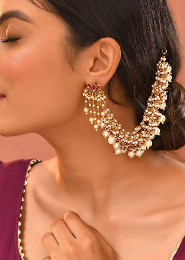 White Kundan Cluster Bead Drop Earchain Set
