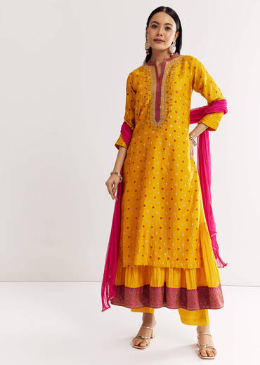 yellow-bandhani-kurta-set-with-pink-dupatta-sg282726-1_af73b4c0-45f0-4cf5-bdae-a0fdf5d204ac.jpg
