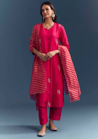 Pink Silk Kurta Set With Zari And Gota Work