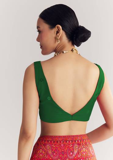 Red Dola Silk Saree With Traditional Floral Amd Jaal Work