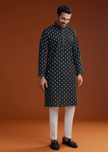 Black Chanderi Kurta Pant Set With Intricate Embroidery