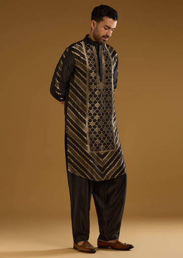 Black Jacquard Kurta Set For Men With Handwoven Work