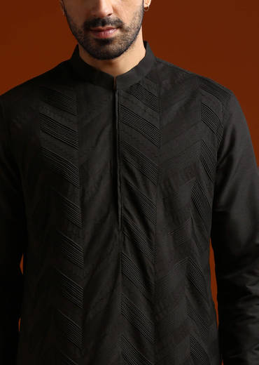 Black Kurta Set For Men With Pintucks