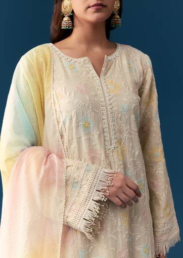 Cream Cotton Kurta Set With Thread Work