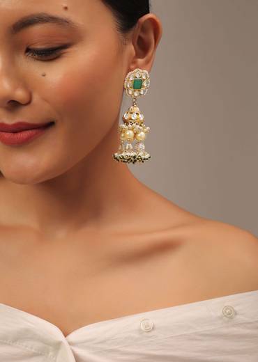 Gold Finish Kundan Polki Choker Set With Pearls