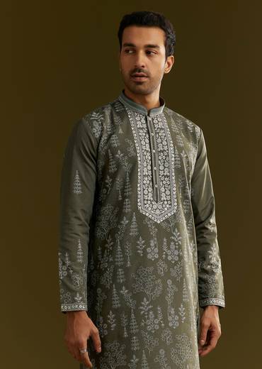 Green Silk Printed Kurta Set With Floral Vine Motif