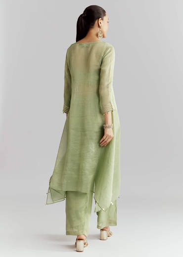 Green Tissue Kurta Set With Intricate Embroidery