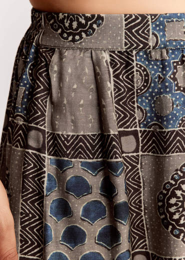 Grey Linen Kurta Set With Ajrakh Print