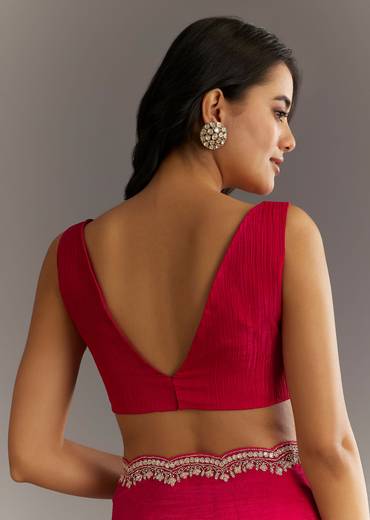 Magenta Crushed Tissue Saree With Cutdana And Scallop Border