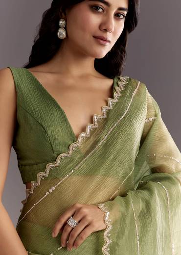 Mehendi Green Crushed Tissue Saree With Embroidered Scallop Border
