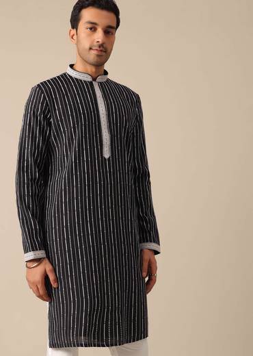 Black Kurta Set With Resham Detail