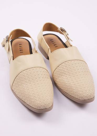 Beige Ethnic Juttis For Men
