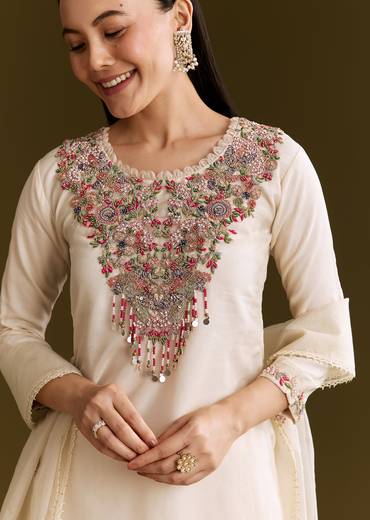 Off White Organza Embroidered Kurta Set With Dupatta