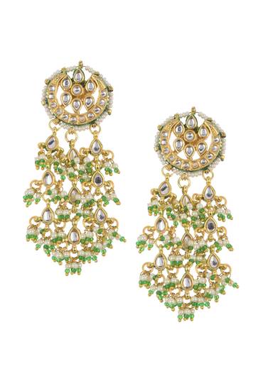 White Kundan Choker Set With Pearls And Drops