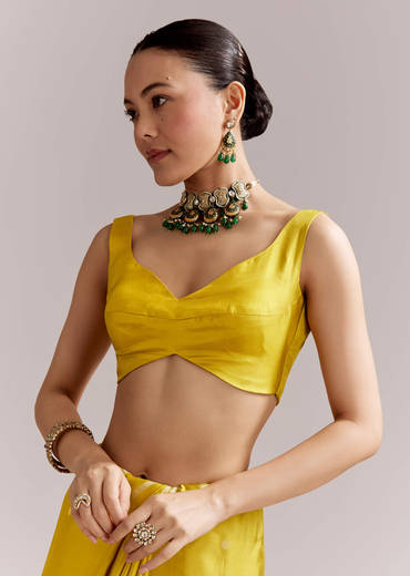 Yellow Dola Silk Woven Muniya Paithani Saree With Zari Border