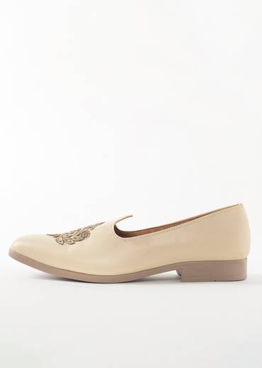 Beige Floral Embroidered Ethnic Jutti For Men