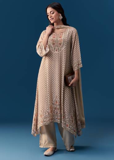 Beige Kurta Set With Sequins And Stone Work