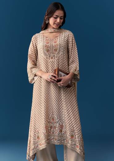 Beige Kurta Set With Sequins And Stone Work