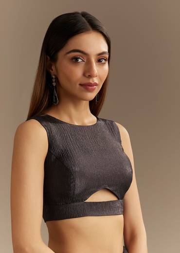 Black Crushed Tissue Saree With Scallop Border And Stone Embroidery