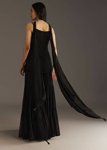 Black Georgette Kurta With Cut Dana And Moti Work And Tassel Dupatta