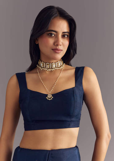 Blue Dola Silk Saree With Zari Border And Butti Work