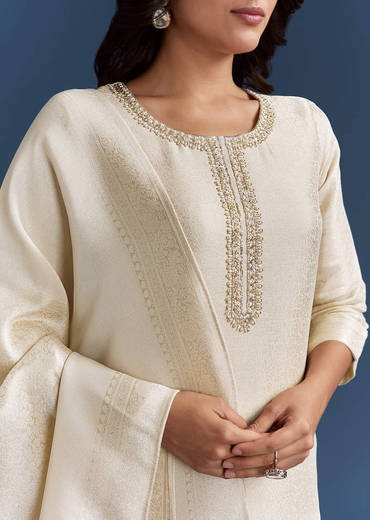 White Banarasi Tissue Kurta Set With Zardosi Neckline