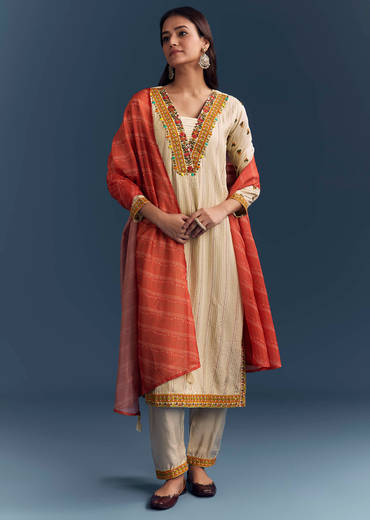 Cream Silk Kurta Set With Delicate Resham Work