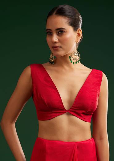 Crimson Dola Silk Saree With Intricate Zari Work