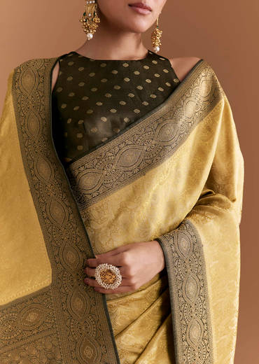 Gold Jacquard Silk Woven Saree With Floral And Jaal Motifs